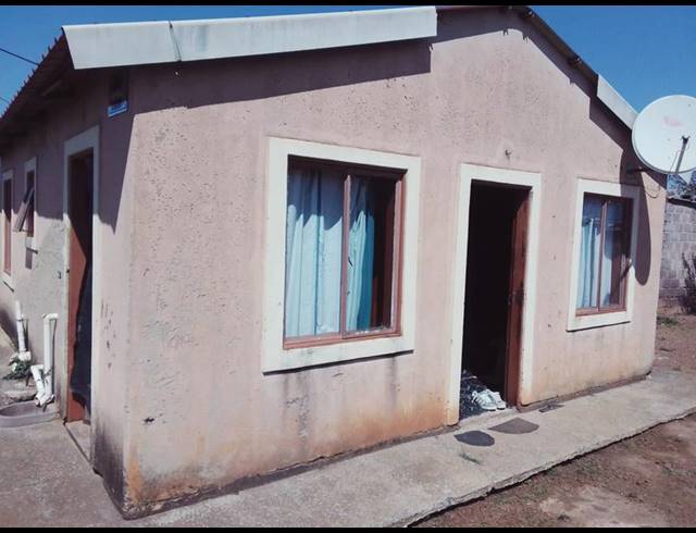 2 BEDROOM HOUSE FOR SALE IN KANANA PARK